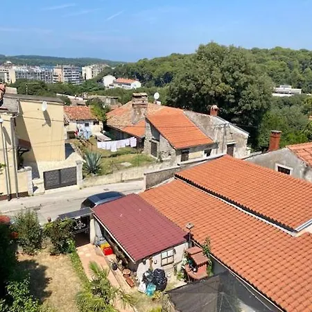 Top Floor Maisonette In Centre * Pula