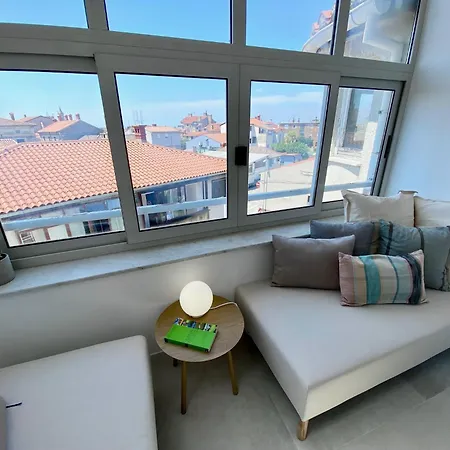 Floor 2-bed, New Kitchen & Bathroom Near Arena Apartment